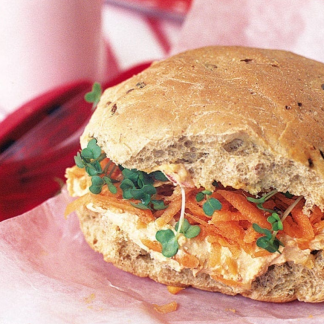 Pickled Carrot & Hummus Bap